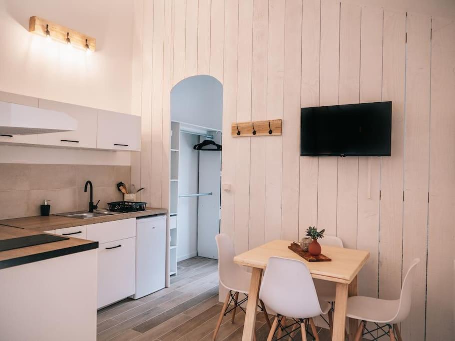 Le Studio Du Coutach Quissac  Экстерьер фото