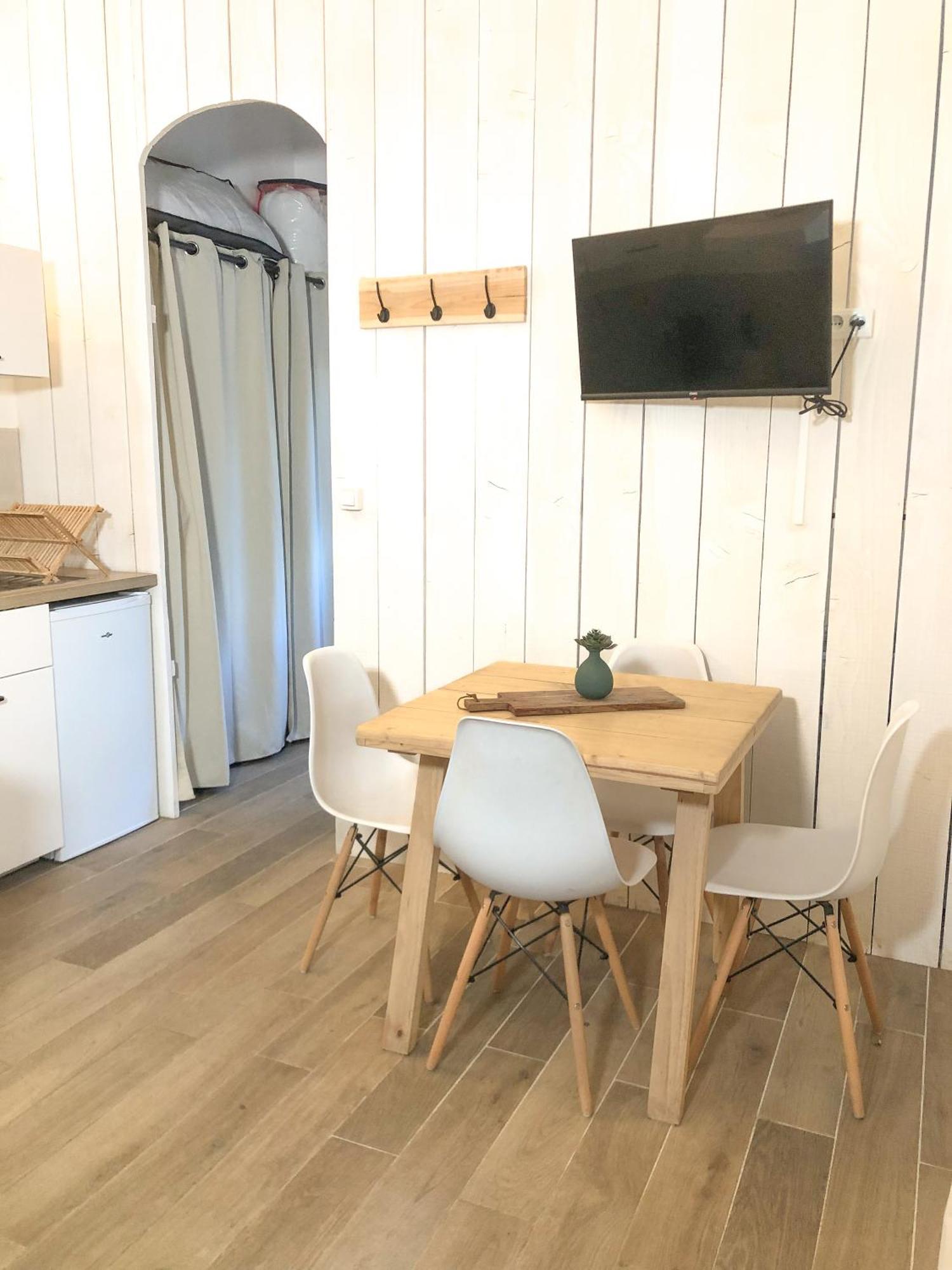 Le Studio Du Coutach Quissac  Экстерьер фото